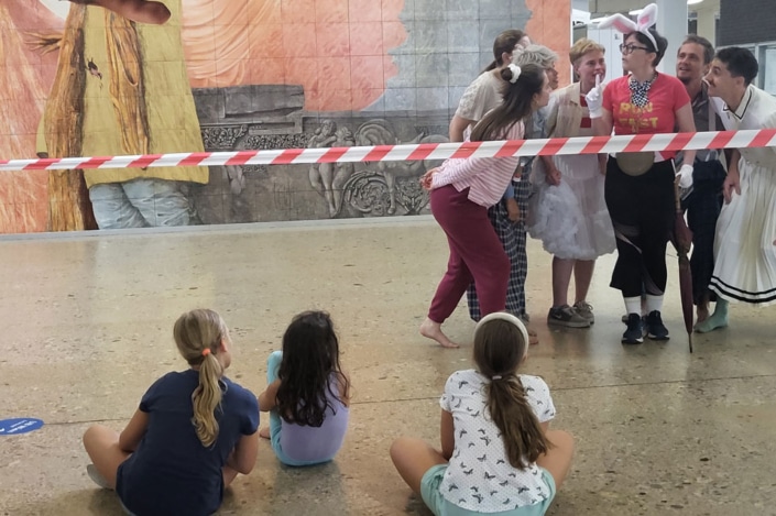 „Wo ist Alice“ Produktion G16 in der alten WU, Wien